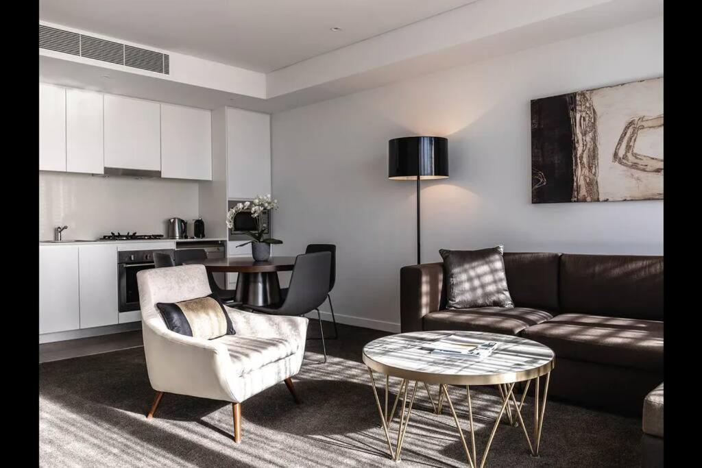 Comfortable&Convenient Rental Apartment In Chatswood Sydney Exteriör bild
